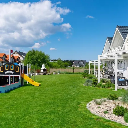 Tatil Evi Nad Morzem Otulone Sloncem *