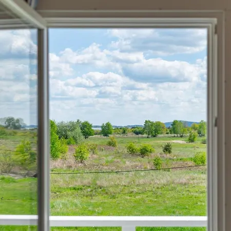 Tatil Evi Nad Morzem Otulone Sloncem