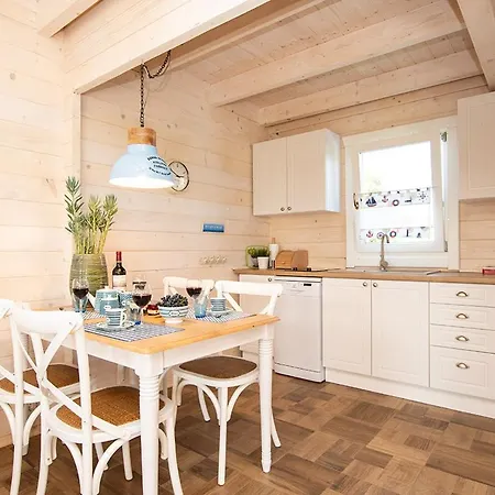Nad Morzem Otulone Sloncem Ferienhaus Rowy (Pomerania)