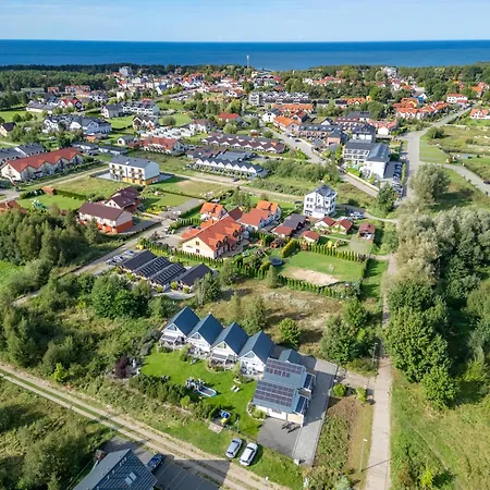 Tatil Evi Nad Morzem Otulone Sloncem