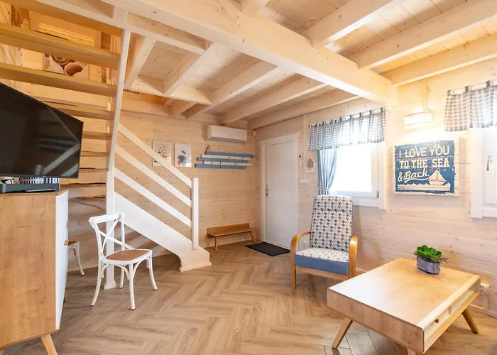 Nad Morzem Otulone Sloncem *