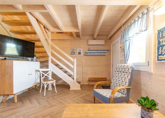 Nad Morzem Otulone Sloncem Ferienhaus *