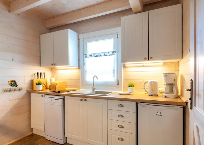 Nad Morzem Otulone Sloncem *