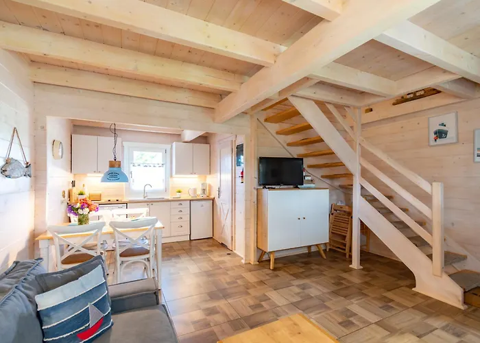 Nad Morzem Otulone Sloncem Ferienhaus *