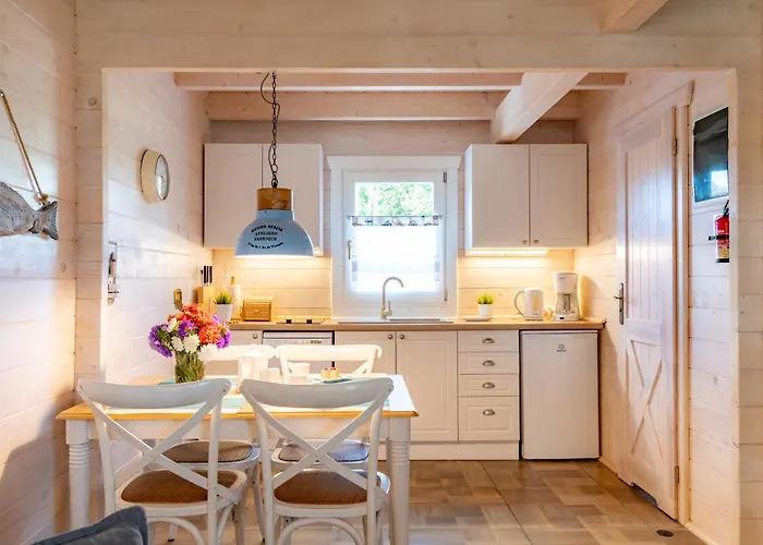 Nad Morzem Otulone Sloncem Ferienhaus